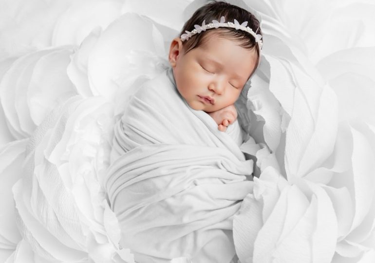 Amelia Vega comparte mensaje por los dos meses de vida de su bebé