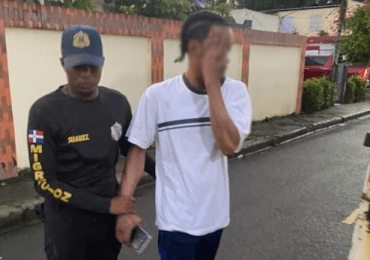 Migración cierra 2025 con 1,074 deportaciones y 909 detenidos como resultado de operativos de fin de año