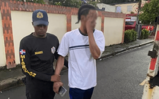 Migración cierra 2025 con 1,074 deportaciones y 909 detenidos como resultado de operativos de fin de año