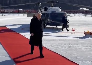 Video: Donald Trump llega a Davos para participar en el Foro Económico Mundial