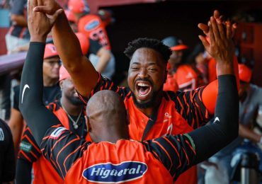 Toros vencen a Gigantes y las Águilas están obligadas a ganar este domingo