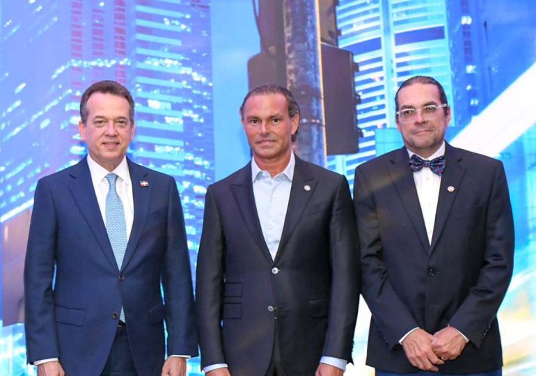 United Petroleum destaca gestión de Víctor “Ito” Bisonó en el MICM y avances del sector combustibles