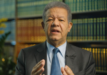 Leonel Fernández felicita al Escogido tras conquistar su corona 18