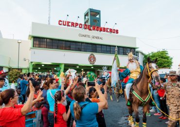 Cuerpo de Bomberos del DN realizará desfile del Día de Reyes Magos el lunes 05 de enero
