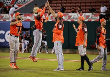Toros se acercan al primer lugar tras propinar sexta derrota a los Gigantes