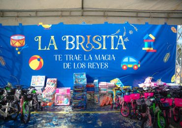 Propeep lleva alegría y diversión a los niños con la entrega de regalos por el Día de los Reyes