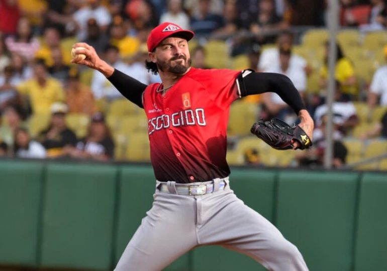 Conner Greene domina a las Águilas para guía de  sexto triunfo escarlata