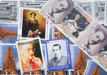 Día Mundial del Sello Postal: INPOSDOM resalta la filatelia como símbolo de identidad y memoria histórica