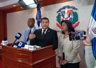 Tobías Crespo somete proyecto de ley para unificar en la DIGESETT a las entidades que regulan el tránsito vehicular