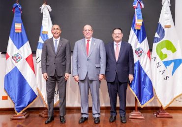 Nelson Arroyo asume Aduanas enfocado en aumentar las recaudaciones y facilitar más el comercio