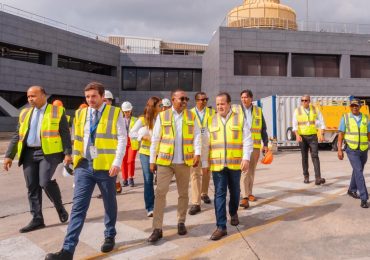 Paliza supervisa avances de nueva terminal y sistema de equipajes del AILA