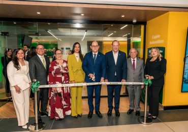 Banco Caribe abre sus puertas en Ágora Santiago Center