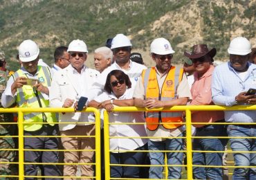 INDRHI realiza con éxito pruebas en compuertas y otros componentes de la presa Montegrande