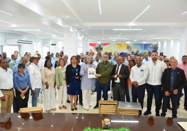 "Sin abejas no habría vida", asegura Hecmilio Galvan