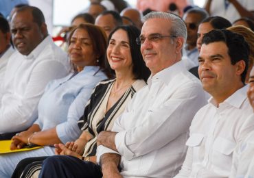 Abinader y Raquel Arbaje recibirán la nueva cédula de identidad y electoral el próximo lunes