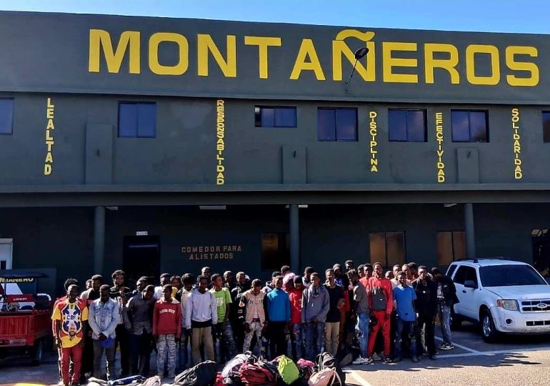 Detienen 282 haitianos indocumentados en diferentes provincias de la Región Sur del País