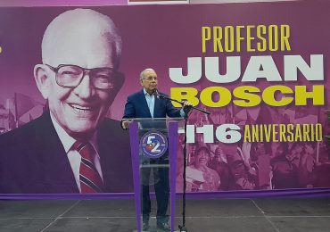 Danilo afirma que el gremio jurídico del PLD es fundamental para garantizar la defensa del voto peledeísta en el 2028