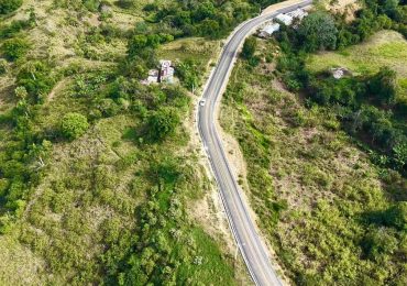 Presidente Abinader inaugura carretera Bao-La Galeta y La Joya-La Virgen en Sabana Iglesia, Santiago