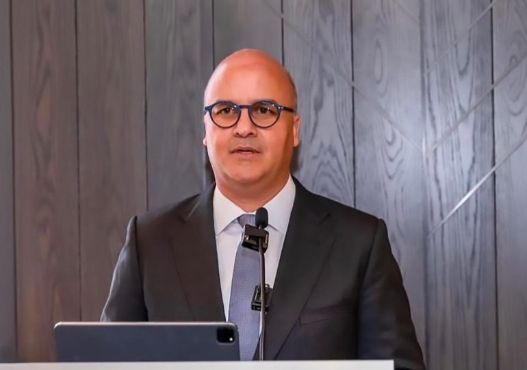 RD registra cifras históricas en turismo y aviación civil desde 2020