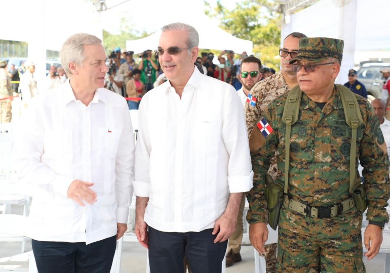 Ministro de Defensa presenta avances de la Verja Perimetral Inteligente al presidente Abinader y al presidente electo de Chile, José Antonio Kast