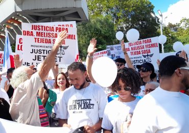 Video | Padre Rogelio Cruz realiza una oración por las víctimas del Jet Set
