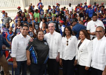 Presidente Abinader entrega obras deportivas en Dajabón con inversión de 43.5 millones de pesos