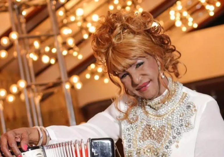 Otra vez Fefita se ríe de uno de sus memes: la rejuvenecen con IA