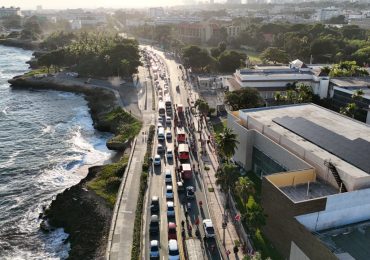 Toma aérea de la "Caravana Roja" celebrando el título 18 del Escogido