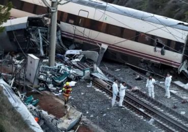 Sánchez asegura que se sabrá "la verdad" del accidente ferroviario que causó 39 muertos
