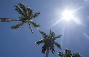 Clima estable y mayormente soleado predomina hoy en República Dominicana