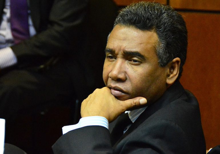 Senador Félix Bautista somete proyecto de Ley Orgánica de Libertad de Reunión