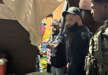 Detienen este martes a 1,107 extranjeros indocumentados; deportan 832 por los pasos fronterizos con Haití