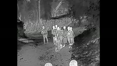 Video: Localizan grupo de haitianos indocumentados en operativo con drones en Elías Piña