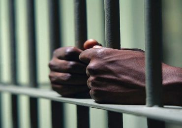 Prisión preventiva para hombre por robo de materiales para construcción del Metro y Teleférico