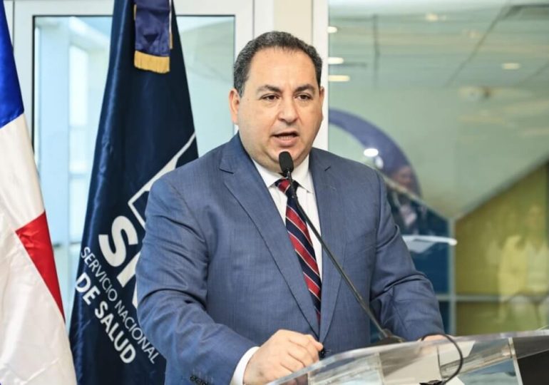 Renuncia Mario Lama a la dirección del Servicio Nacional de Salud