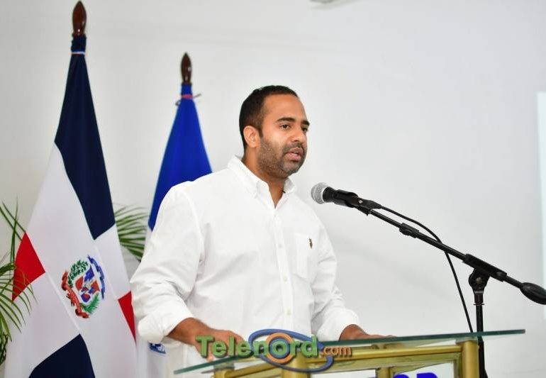 El 25% de los ingresos del Estado se destina al pago de deuda, advierte Francisco Tavares