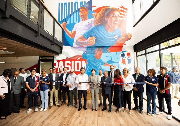 VIDEO | Raquel Peña encabeza entrega del Centro de Alto Rendimiento de la Federación Dominicana de Fútbol