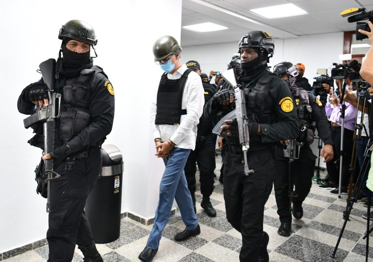 Imputados en el caso SeNaSa solicitan variación de medidas de coerción