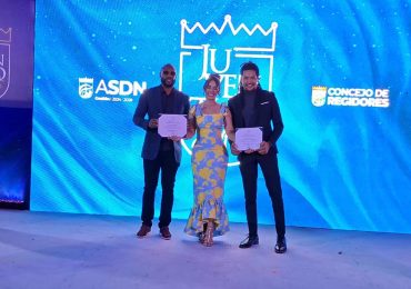 Alcaldesa Betty Gerónimo encabeza "Gala de la Juventud" en Santo Domingo Norte