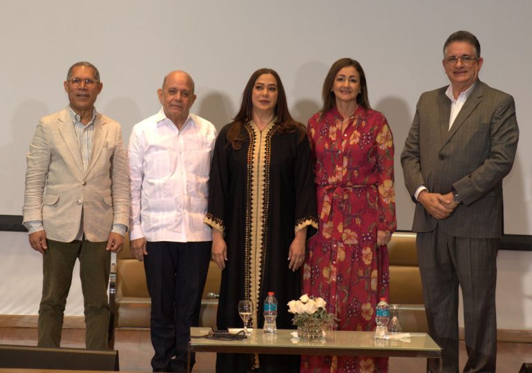 Familia Báez-Tavárez dona al Reina Sofía obras que el museo tenía previsto adquirir