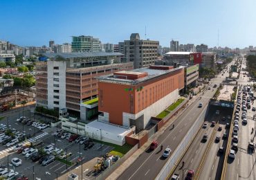 BHD introduce primeros contratos bancarios en formato audible para clientes con discapacidad visual