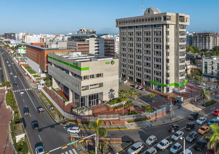 BHD y ADOEXPO firman alianza para potenciar a exportadores nacionales