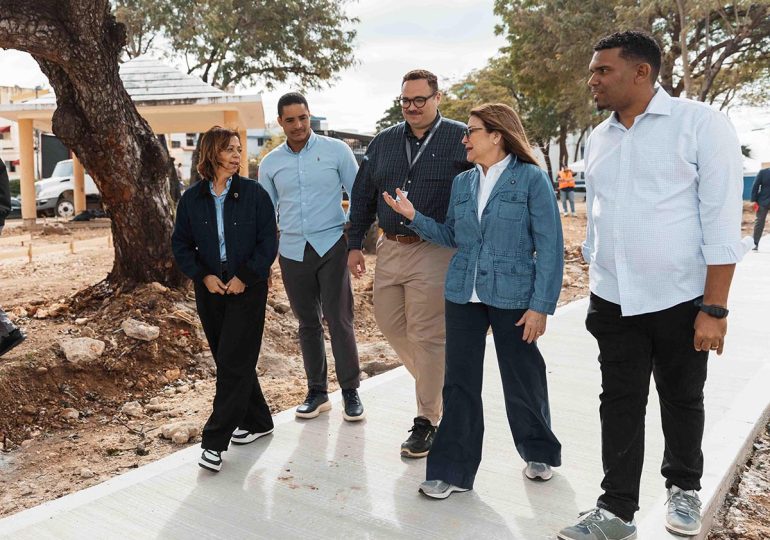 Video | Carolina continúa recorrido por obras del Distrito Nacional