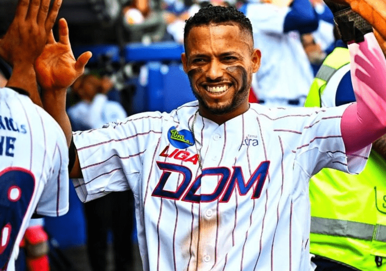 "RD tiene un pie en la serie final", asegura José Alberto Acosta