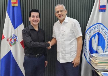 Director del Observatorio de Derechos Humanos sostiene encuentro con el Presidente del Consejo Nacional de Drogas