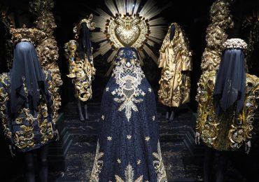 Dolce&Gabbana revela los secretos de la 'Alta Moda' en una nueva exhibición en Miami