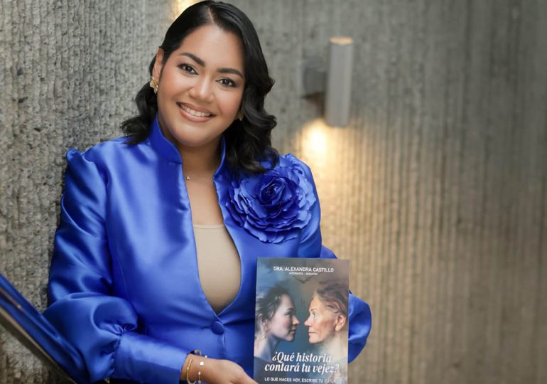 Dra. Alexandra Castillo presentó su libro “¿Qué historia contará tu vejez?” en el Museo de Arte Moderno