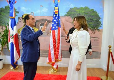 Emotiva ceremonia traspaso Consular RD en Miami deja claro continuidad trabajo en favor diáspora