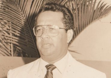 Familiares y amigos recuerdan a Temístocles Metz