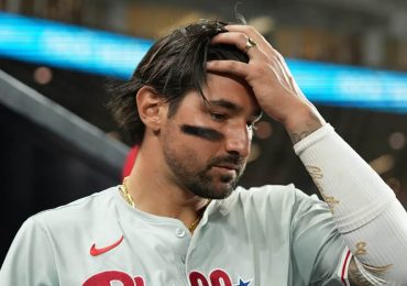 Filis dejan libre a Nick Castellanos por llevar una cerveza en el dugout